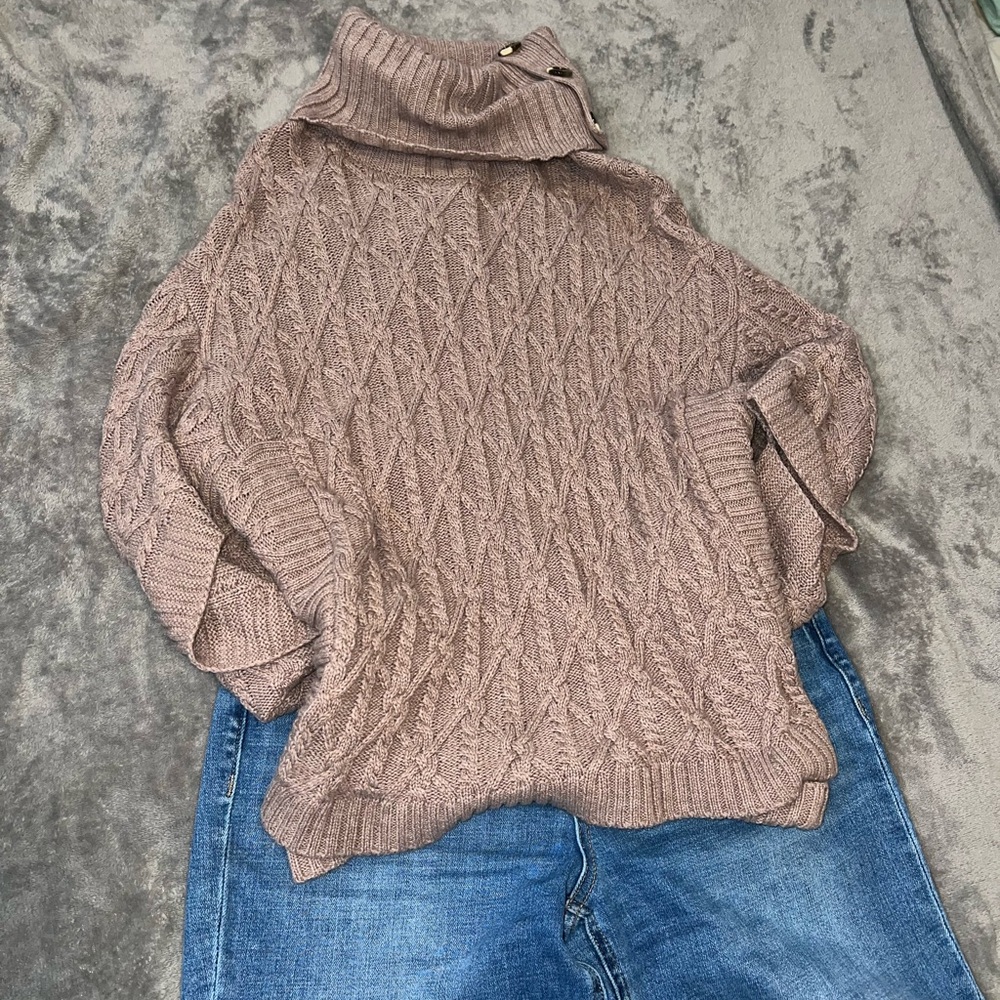 Wrangler Taupe Cable Knit Turtleneck Sweater